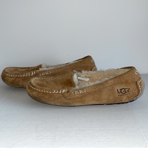 UGG Chestnut Ansley Shearling Lined Slipper - Picture 5 of 9